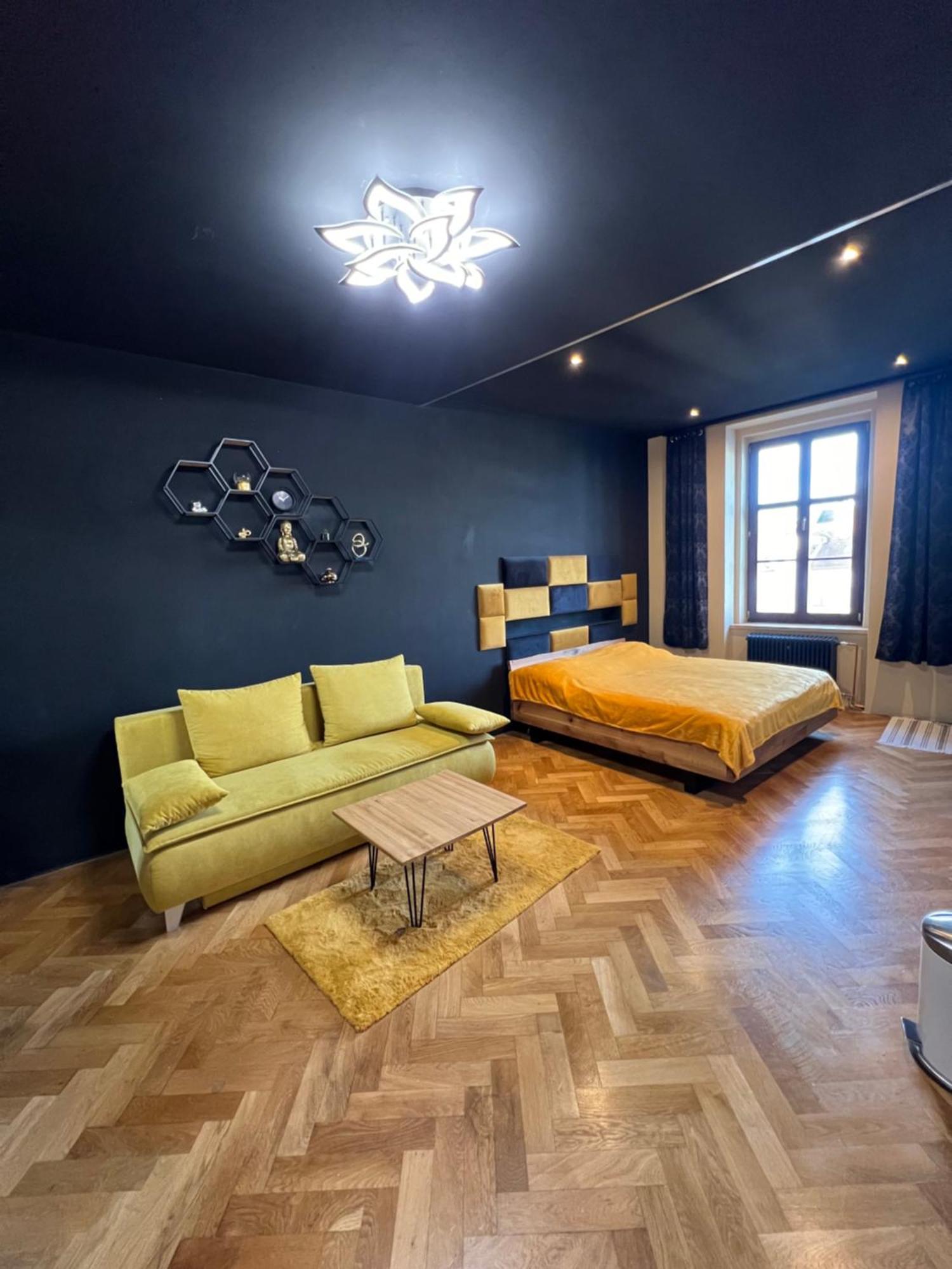 Wenceslas Square Apartment 150 M2 Praga Exterior foto
