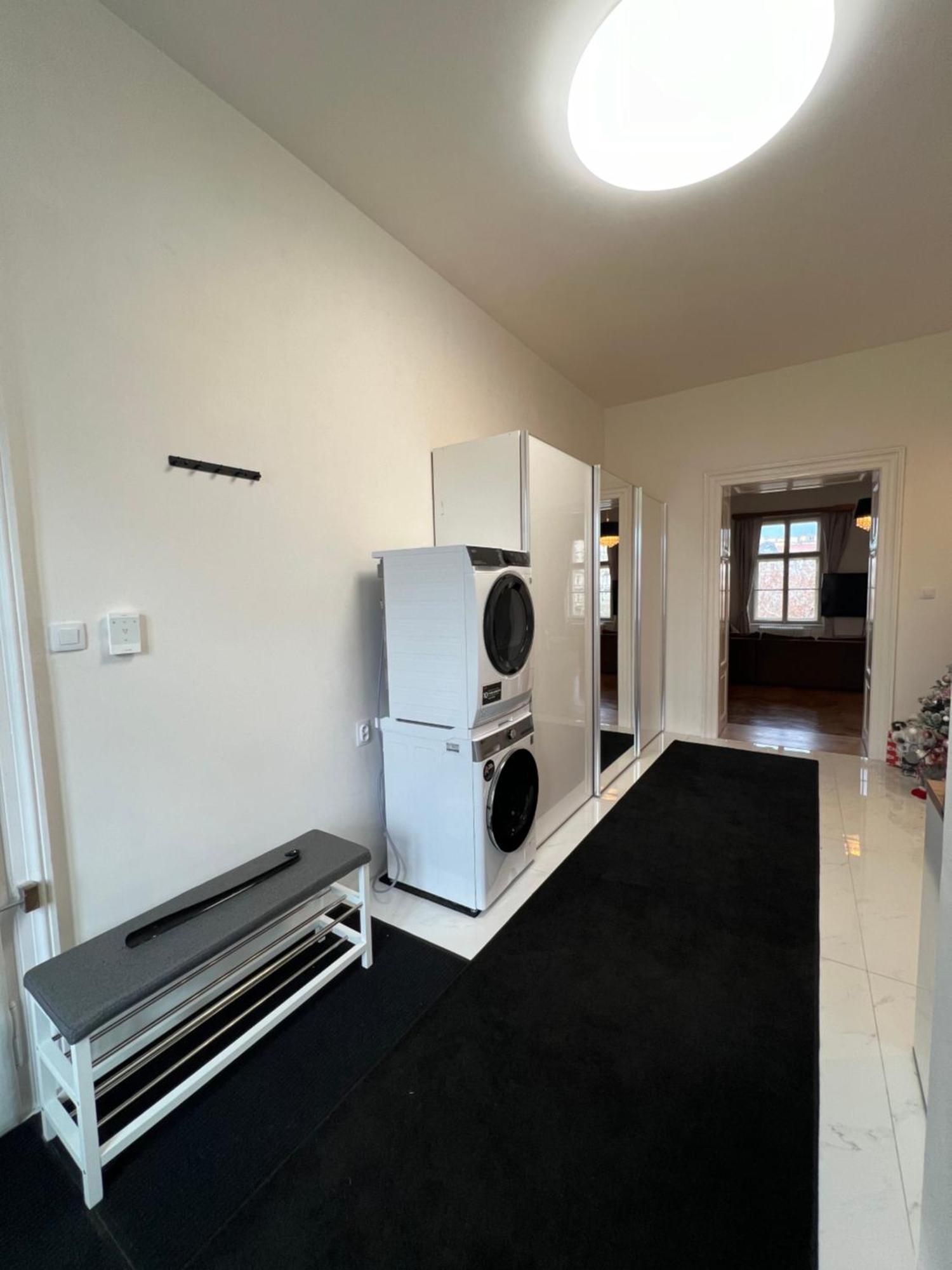 Wenceslas Square Apartment 150 M2 Praga Exterior foto